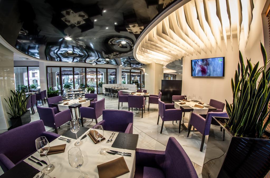 Premier Fort Cuisine - Full Board ซันนีบีช ภายนอก รูปภาพ