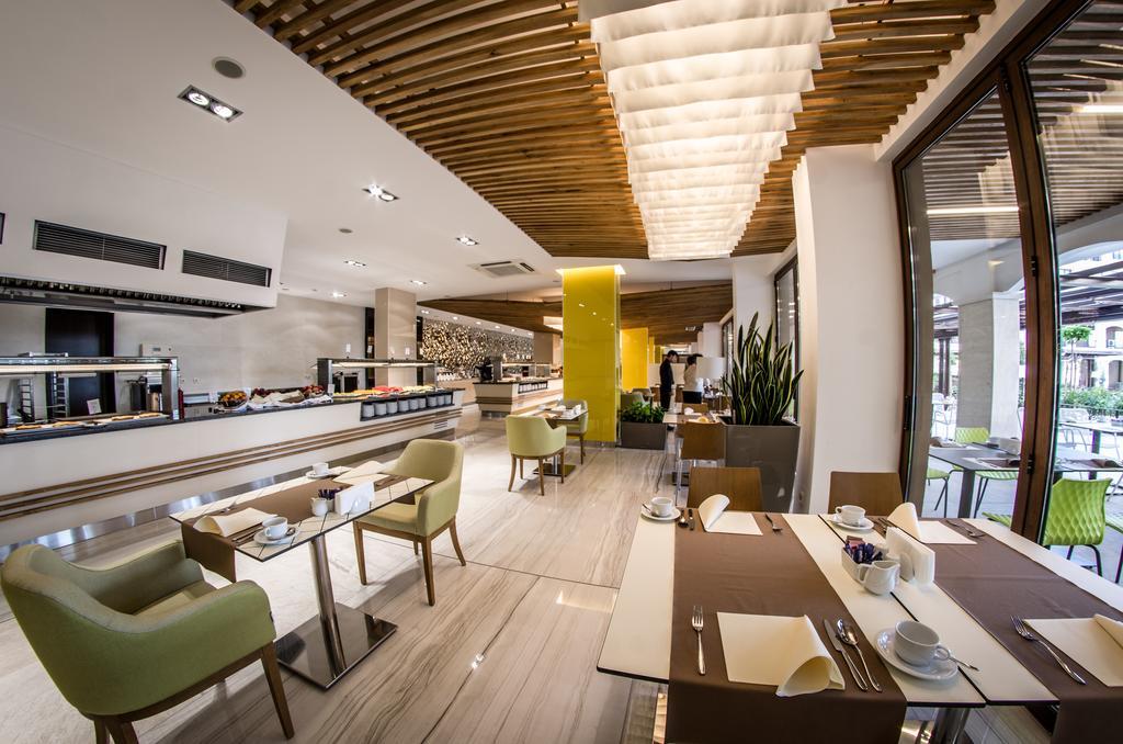Premier Fort Cuisine - Full Board ซันนีบีช ภายนอก รูปภาพ